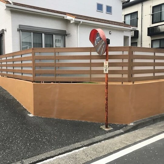 画像1645：目隠しフェンス×リアル人工芝×人工木デッキでリガーデン！