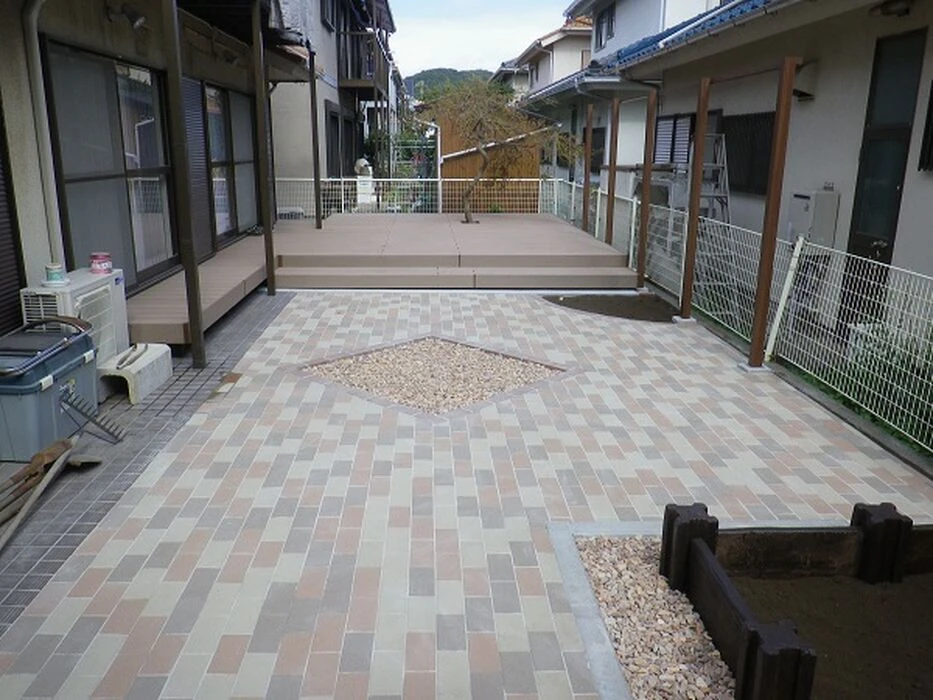画像1664：家とお庭をつなぐガーデンルーム