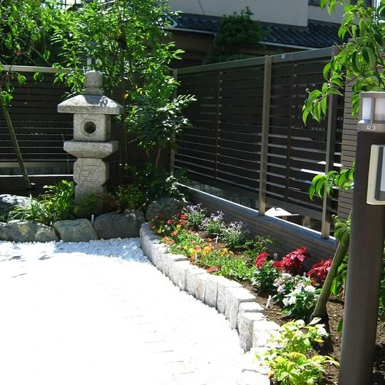 画像1668：心落ち着く和風庭園　
